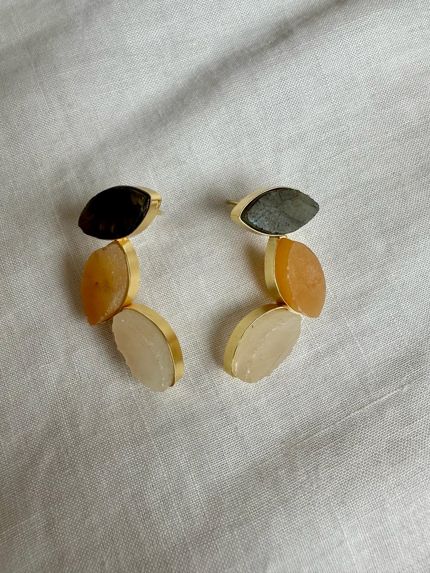 High- quality and affordable ERR-348---0 Earring in 0 for women, buy now in Singapore