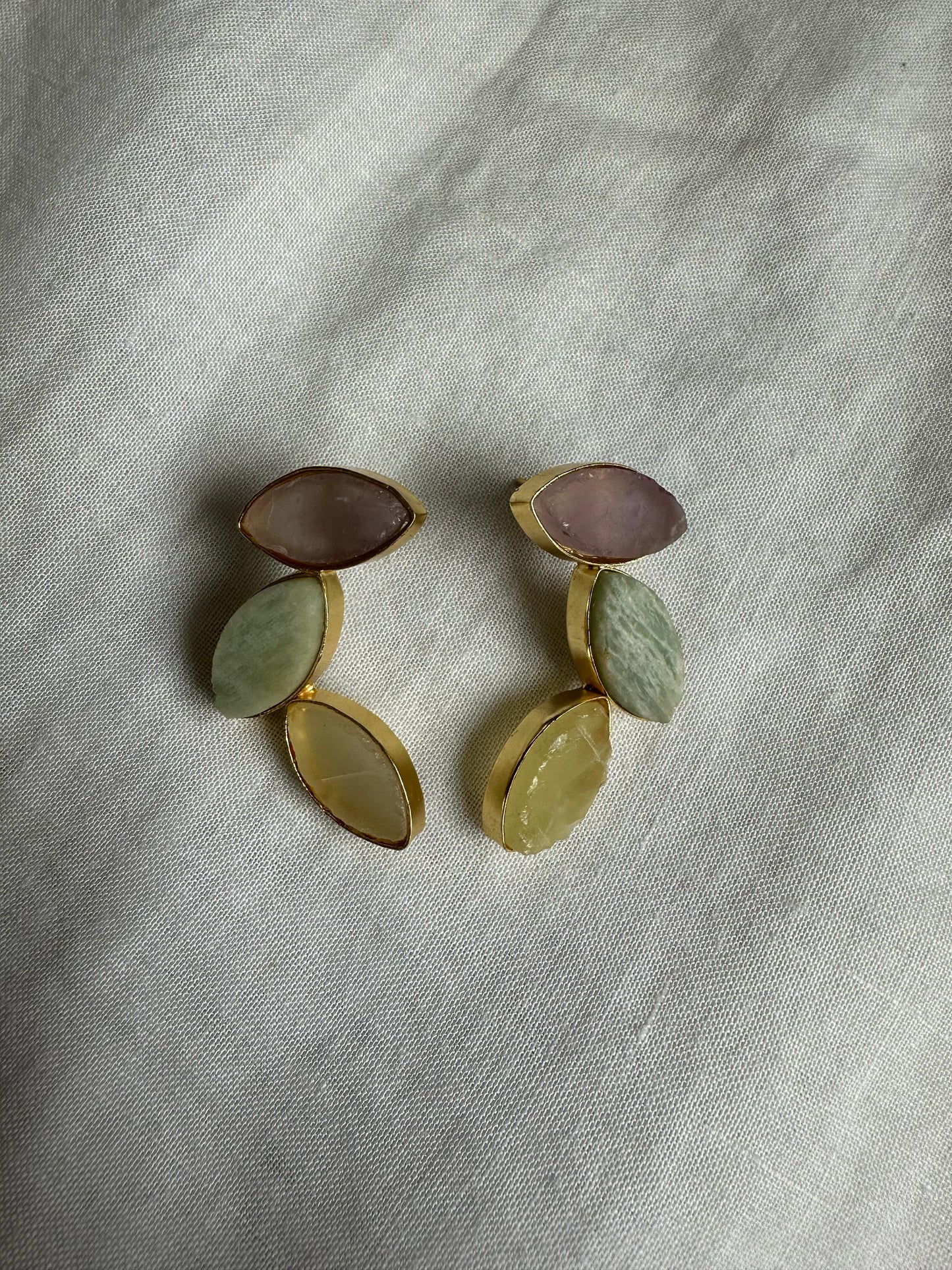 High- quality and affordable ERR-381---0 Earring in 0 for women, buy now in Singapore