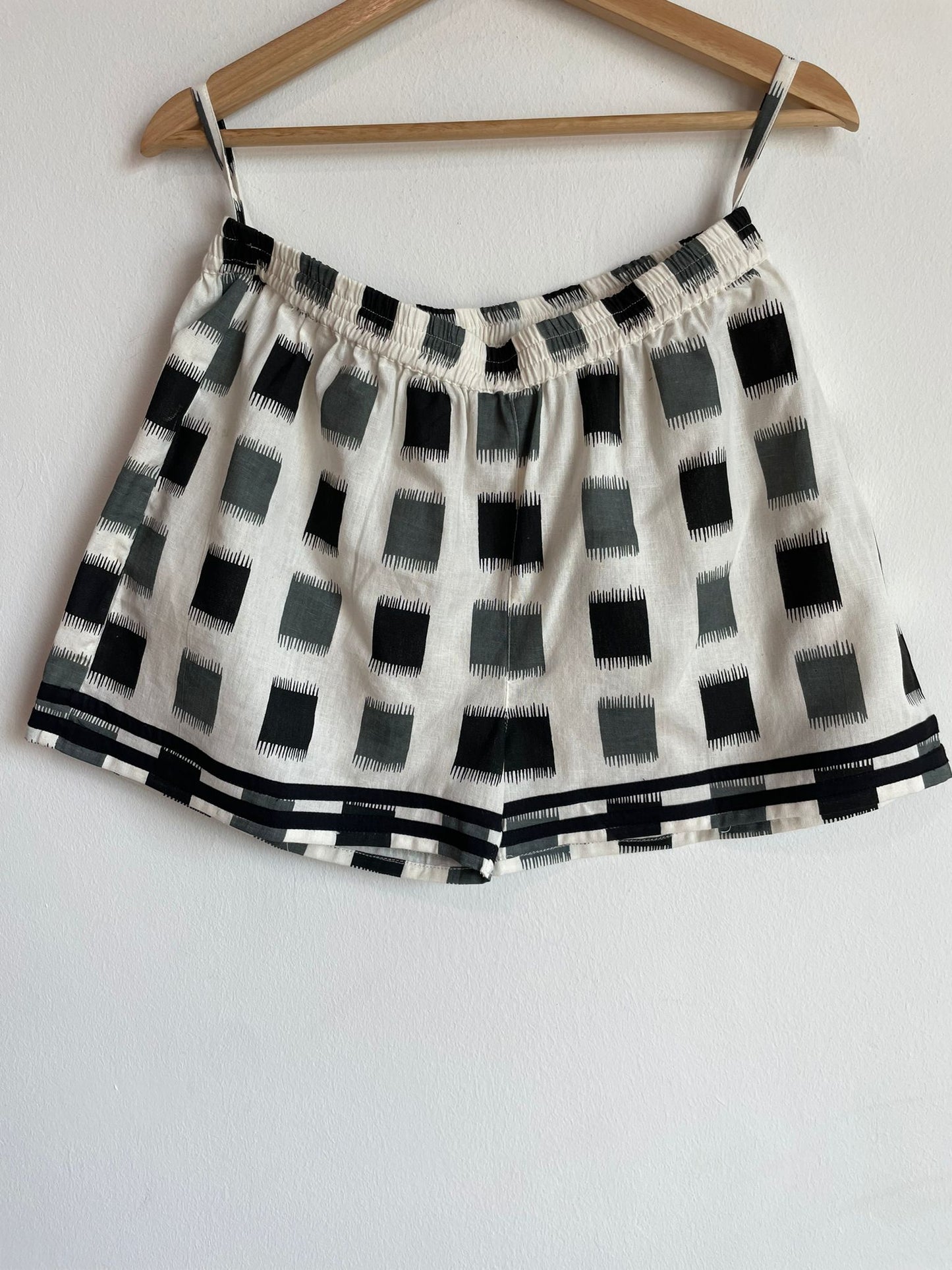 Beautiful cotton shorts with fully cotton black loungewear with shorts for women