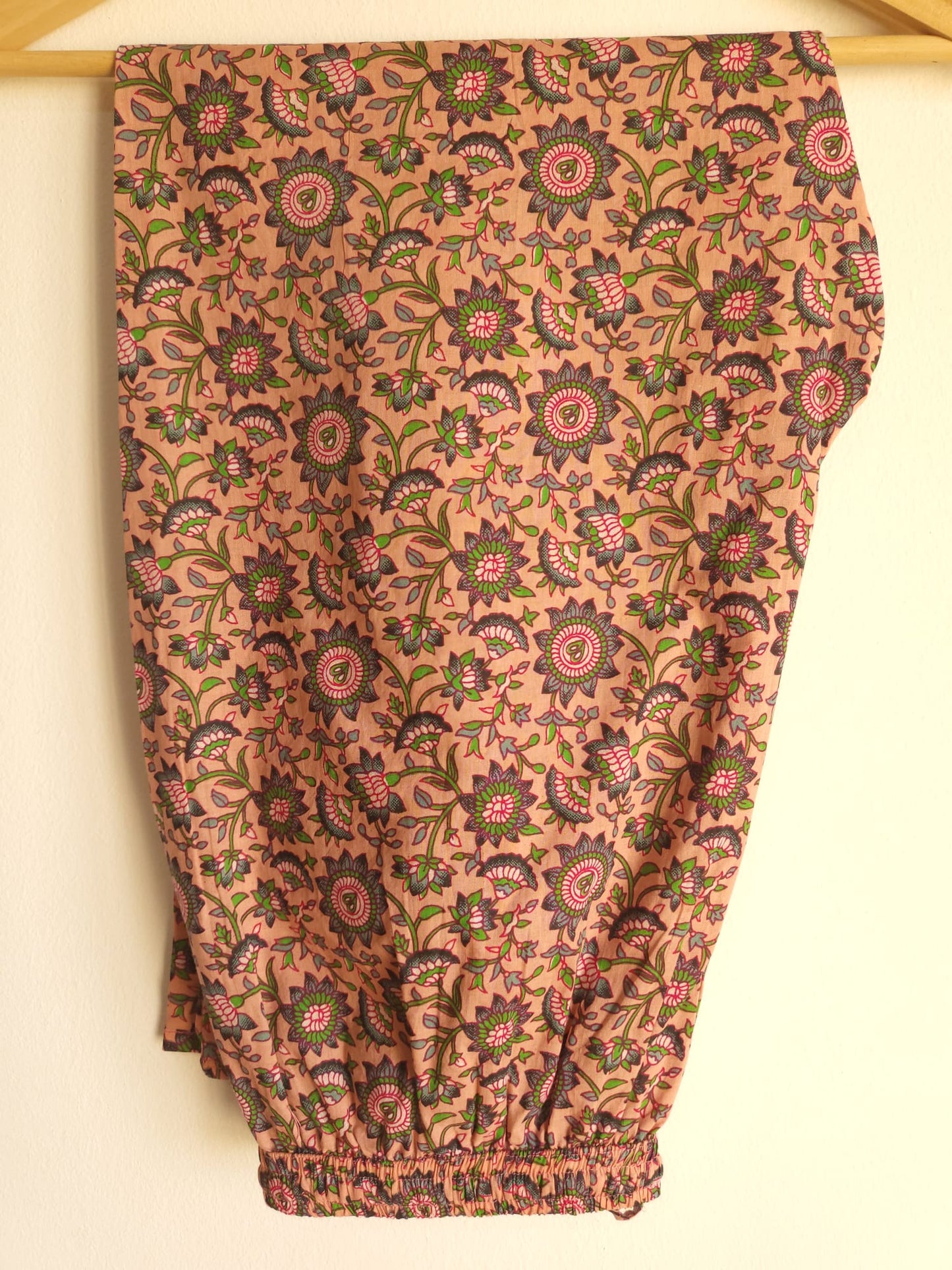 Pajamas that are feature soft, and classy. can be worn indoors or outdoor