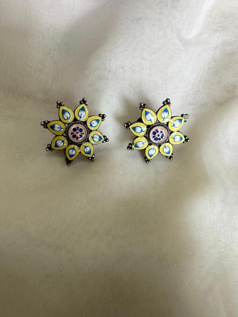 High- quality and affordable ERR-258---0 Earring in 0 for women, buy now in Singapore