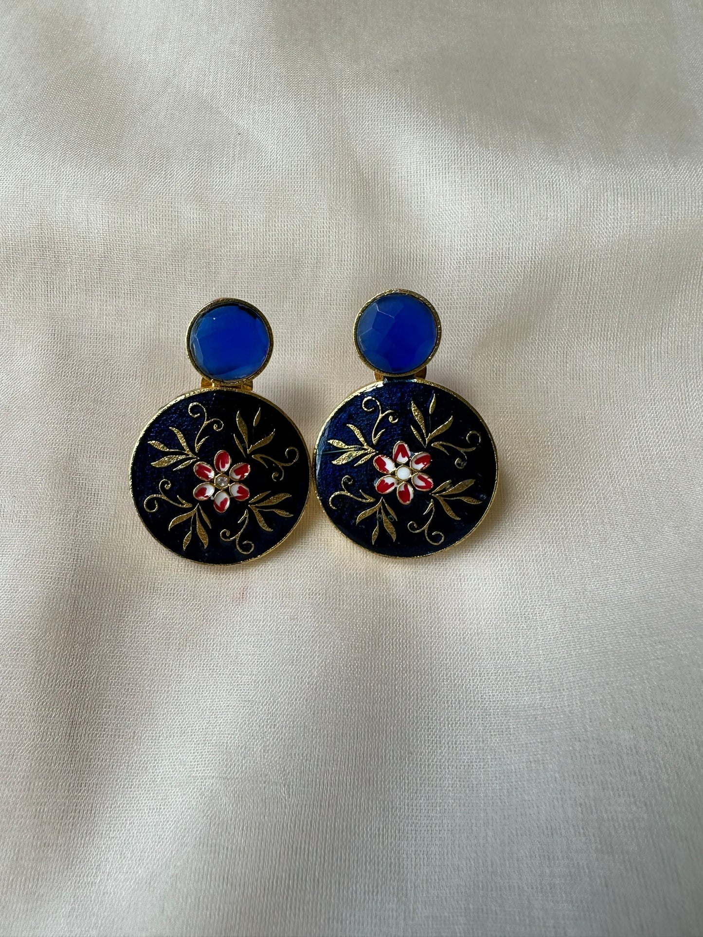 High- quality and affordable ERR-289---0 Earring in 0 for women, buy now in Singapore
