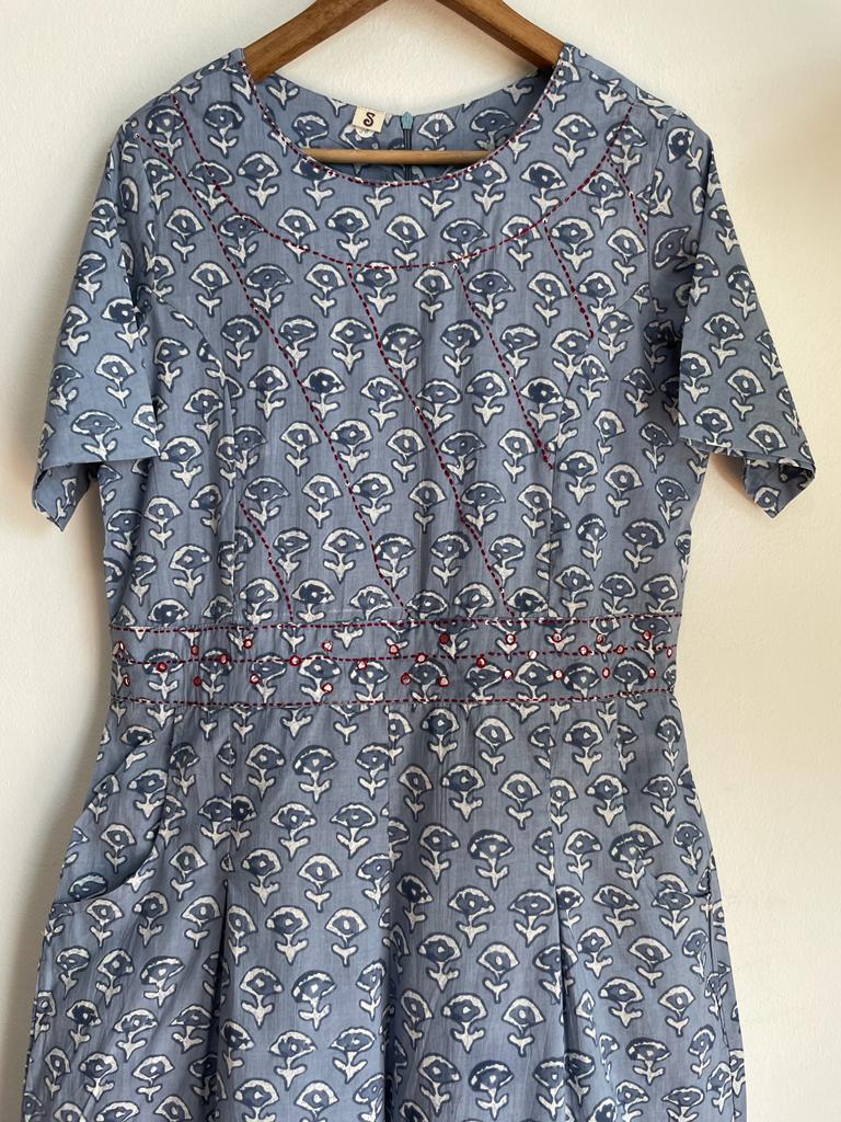 comfortable and pure cotton jump suit for women, buy now in Singapore