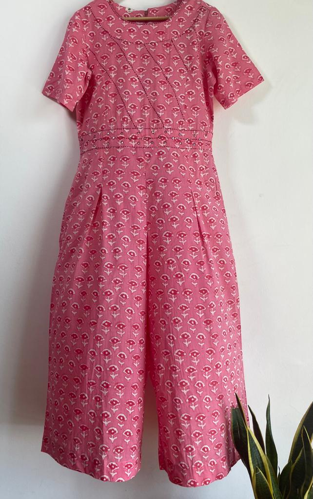 High Quality and affordable pure cotton Pink jumpsuit for women, shop now in Singpore