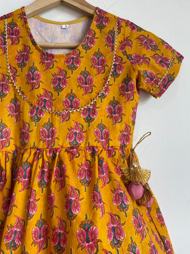 high-quality, affordable and pure cotton Pure Cotton Kidswear in Yellow and Light Pink for girls, buy now in Singapore