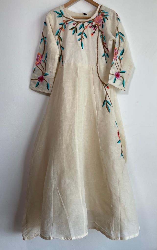 handmade and affordable high quality cotton Indian ethnic wear kurta for women, buy now in Singapore