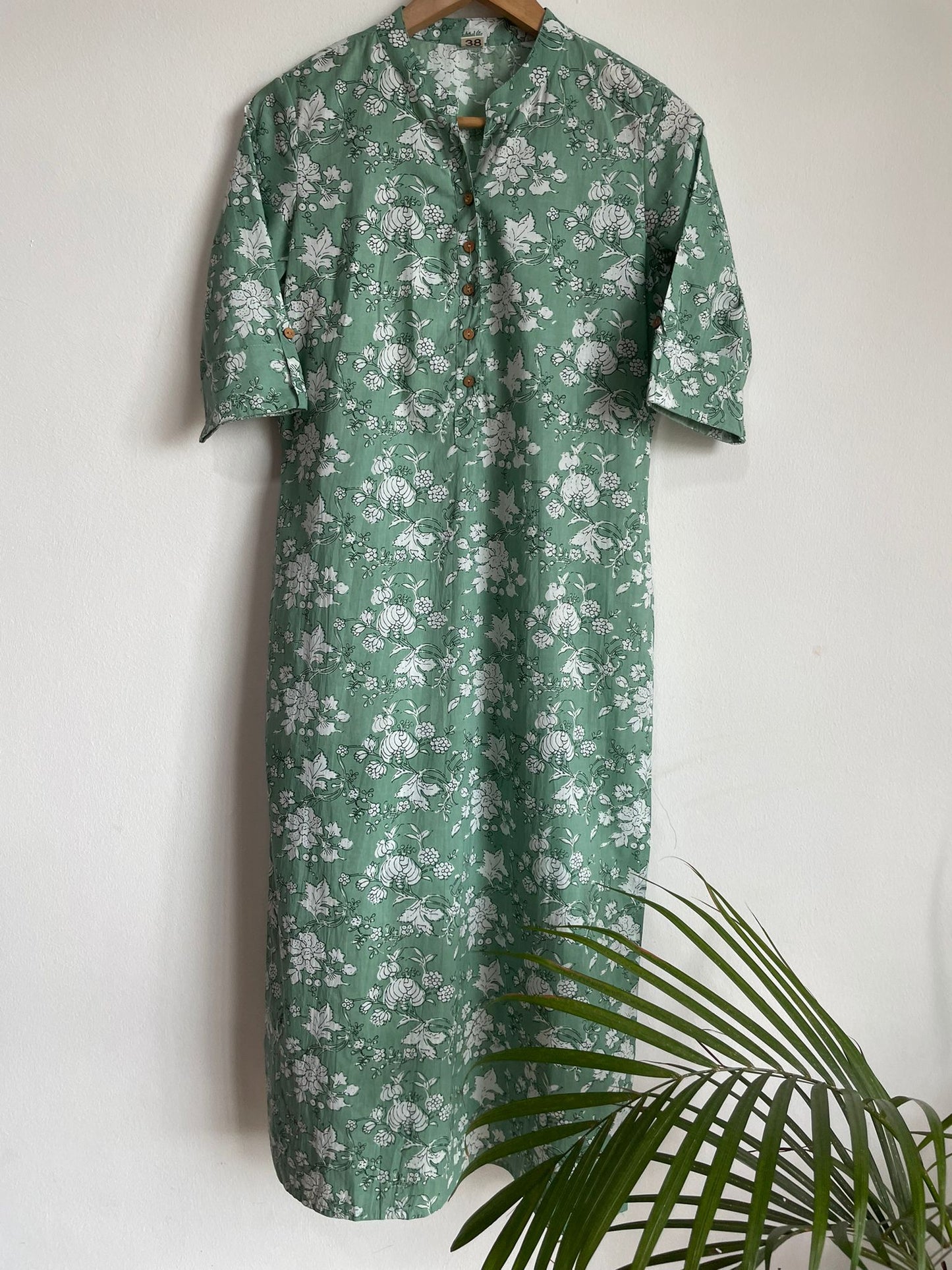 high quality and affordable cotton kurta in green for women