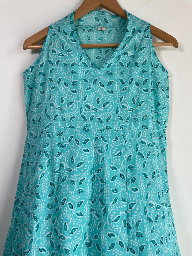 High-quality and comfortable Sleeveless Dress in Light Blue and White for women, buy now in Singapore
