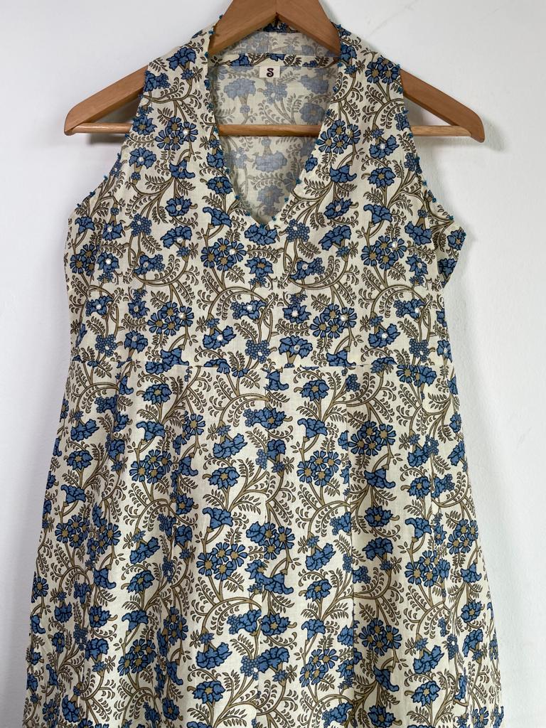 High-quality and comfortable Sleeveless Dress in White and Brown for women, buy now in Singapore
