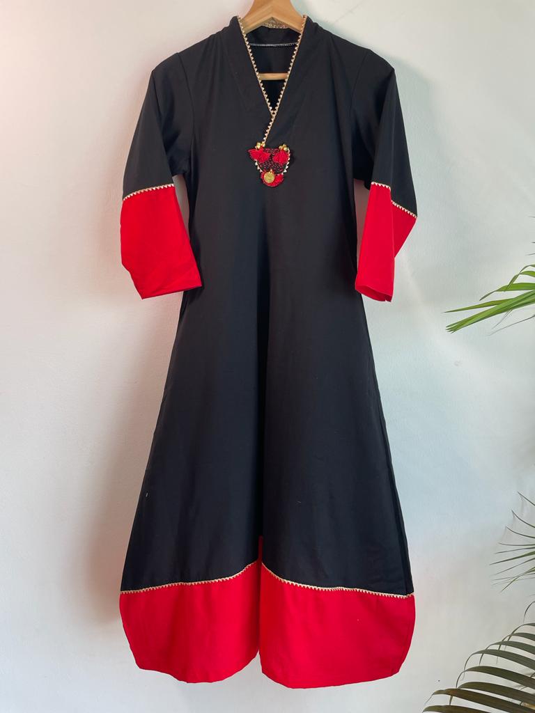 Indian Traditional Ethnic Wear Stitched Suits in Black and Pink for women, buy now in Singapore