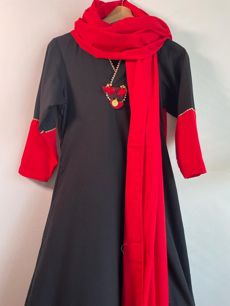 Indian Traditional Ethnic Wear Stitched Suits in Black and Pink for women, Shop now in Singapore