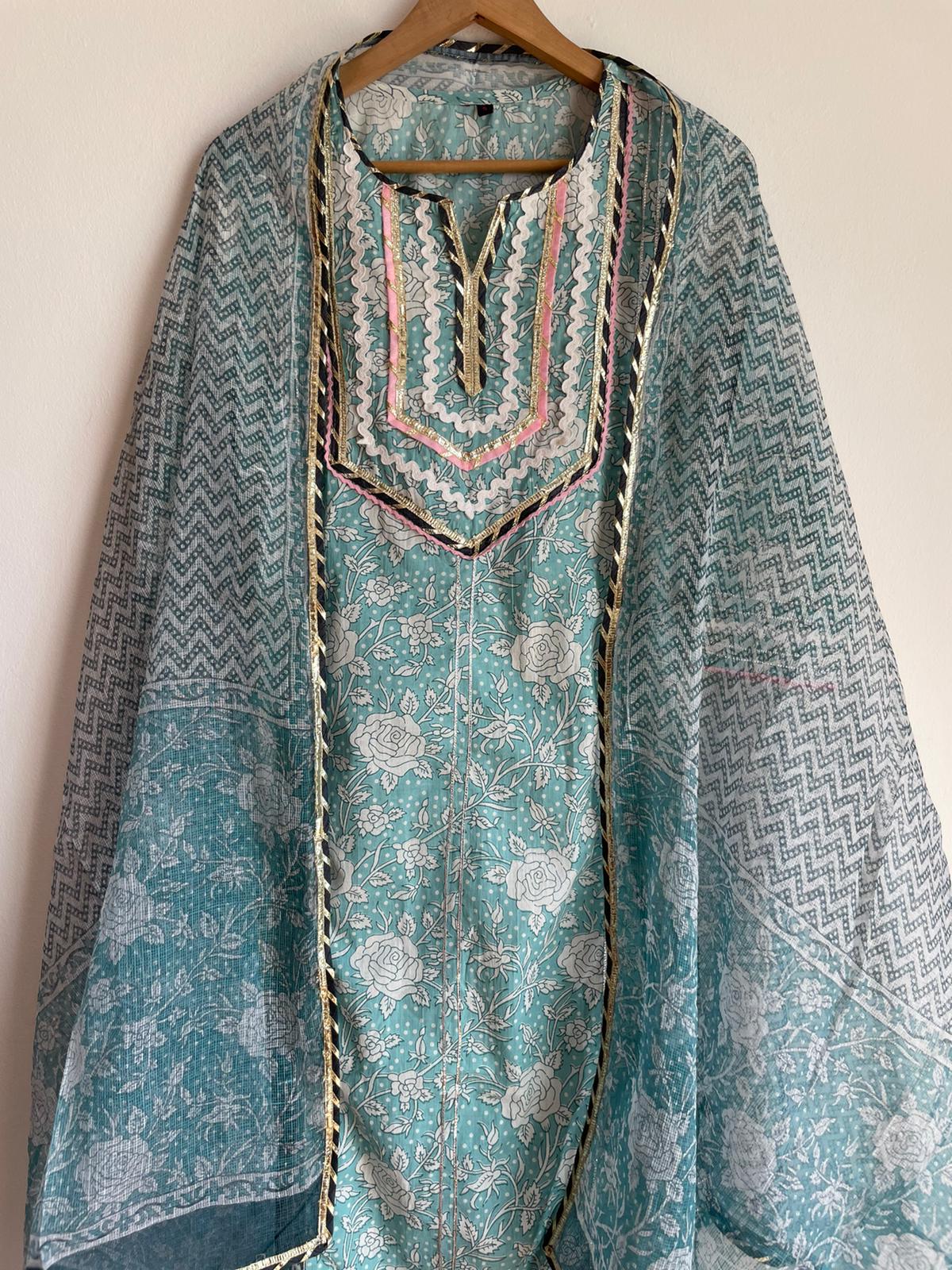 Comfortable and cozy traditional indian ethnic wear cotton suit with dupatta and suit for women, shop now in Singapore