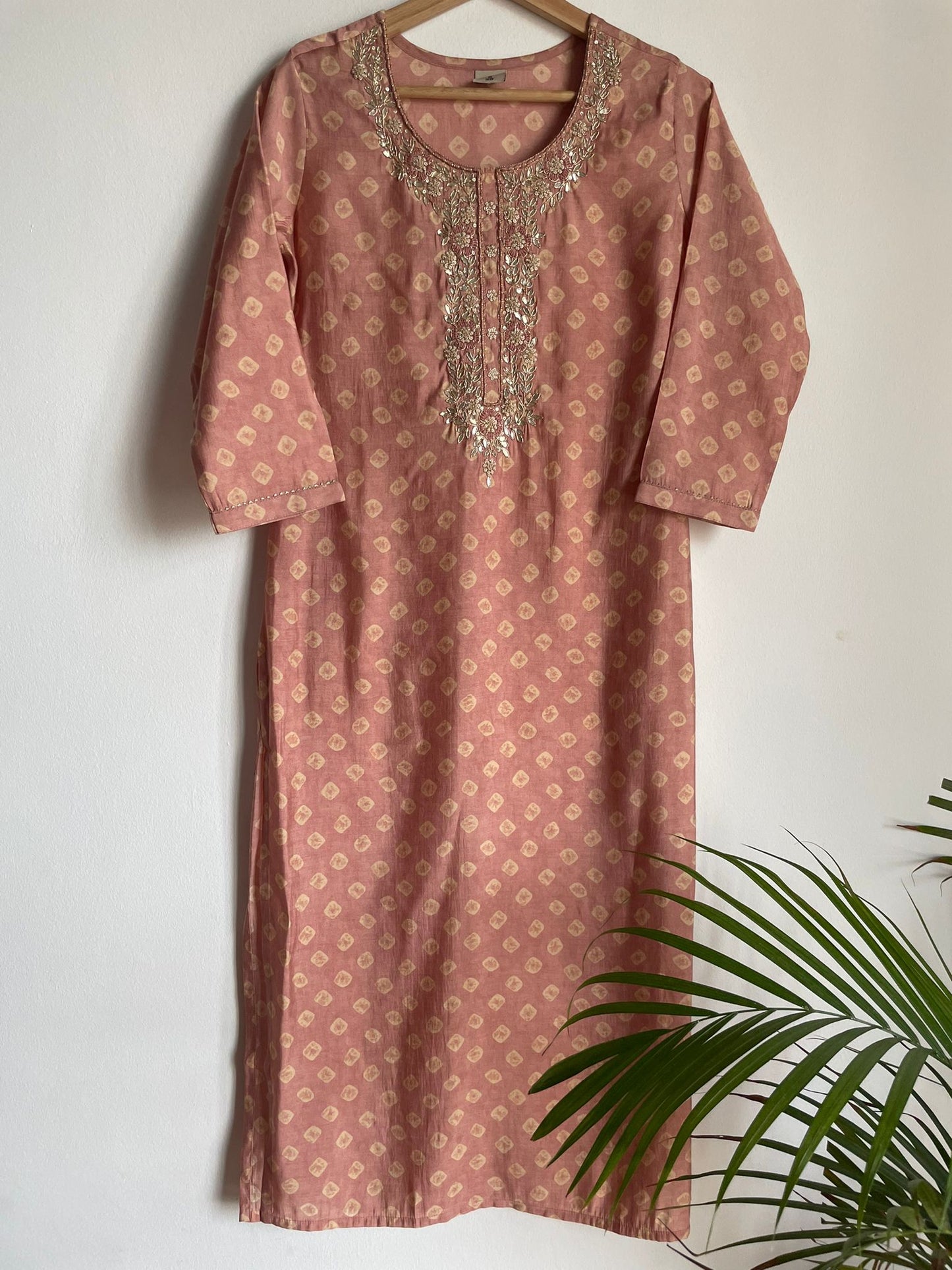 Elegant indian ethnic wear silk suit for women with straight pants. handmade