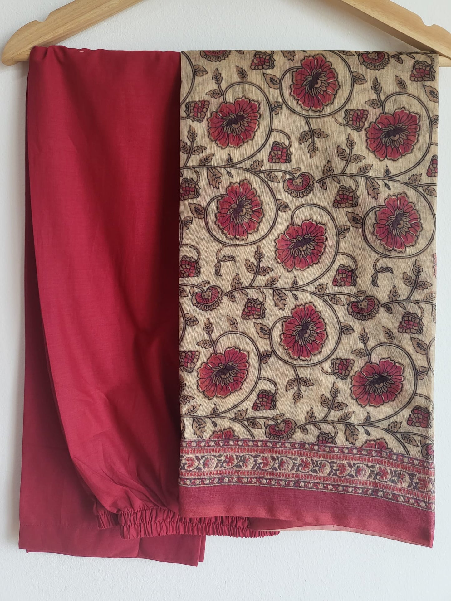 High quality silk suit set for women, comfortable to wear and always looks good