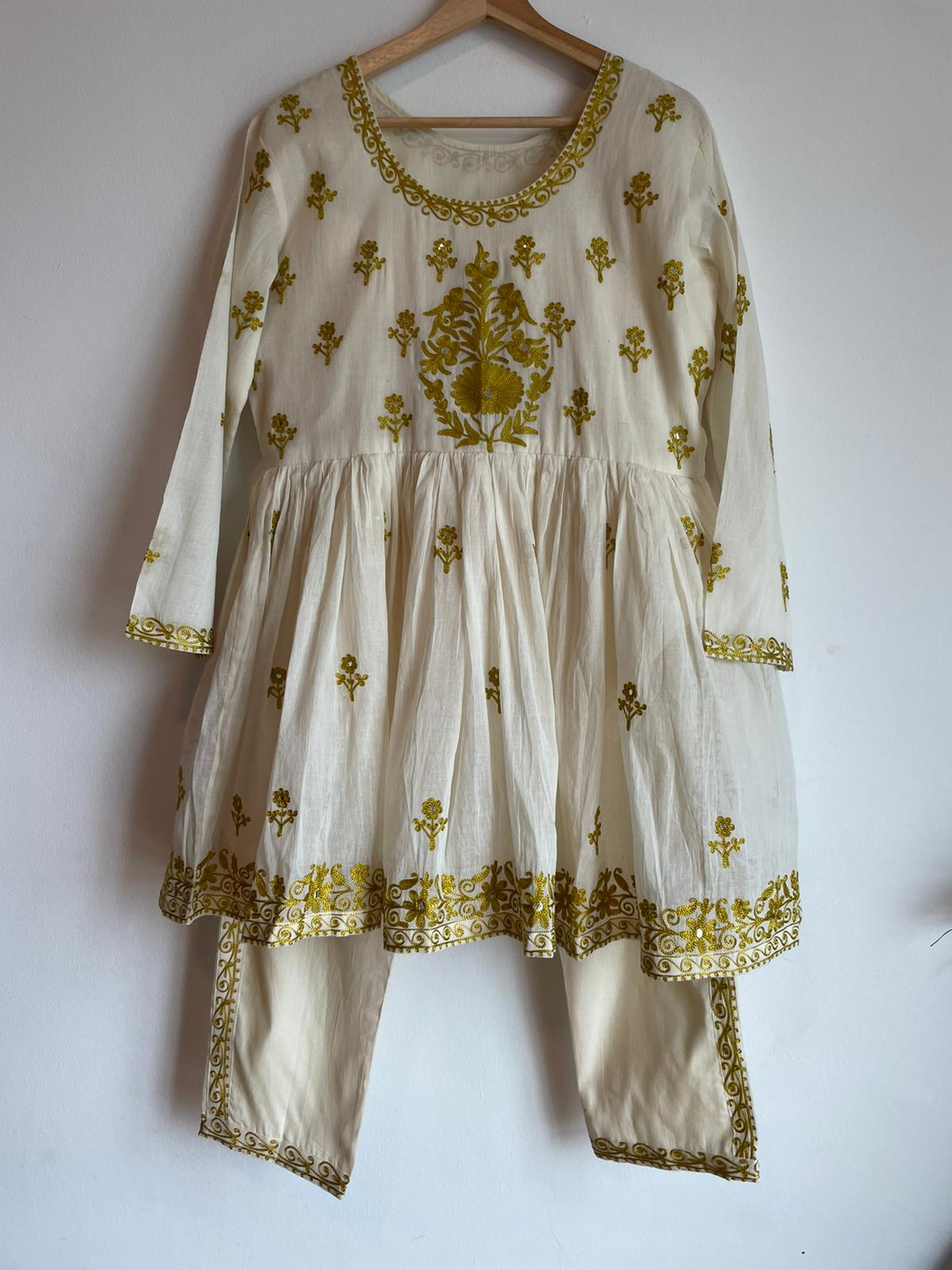 Cozy and comfortable festive ethnic indian wear suit set for women