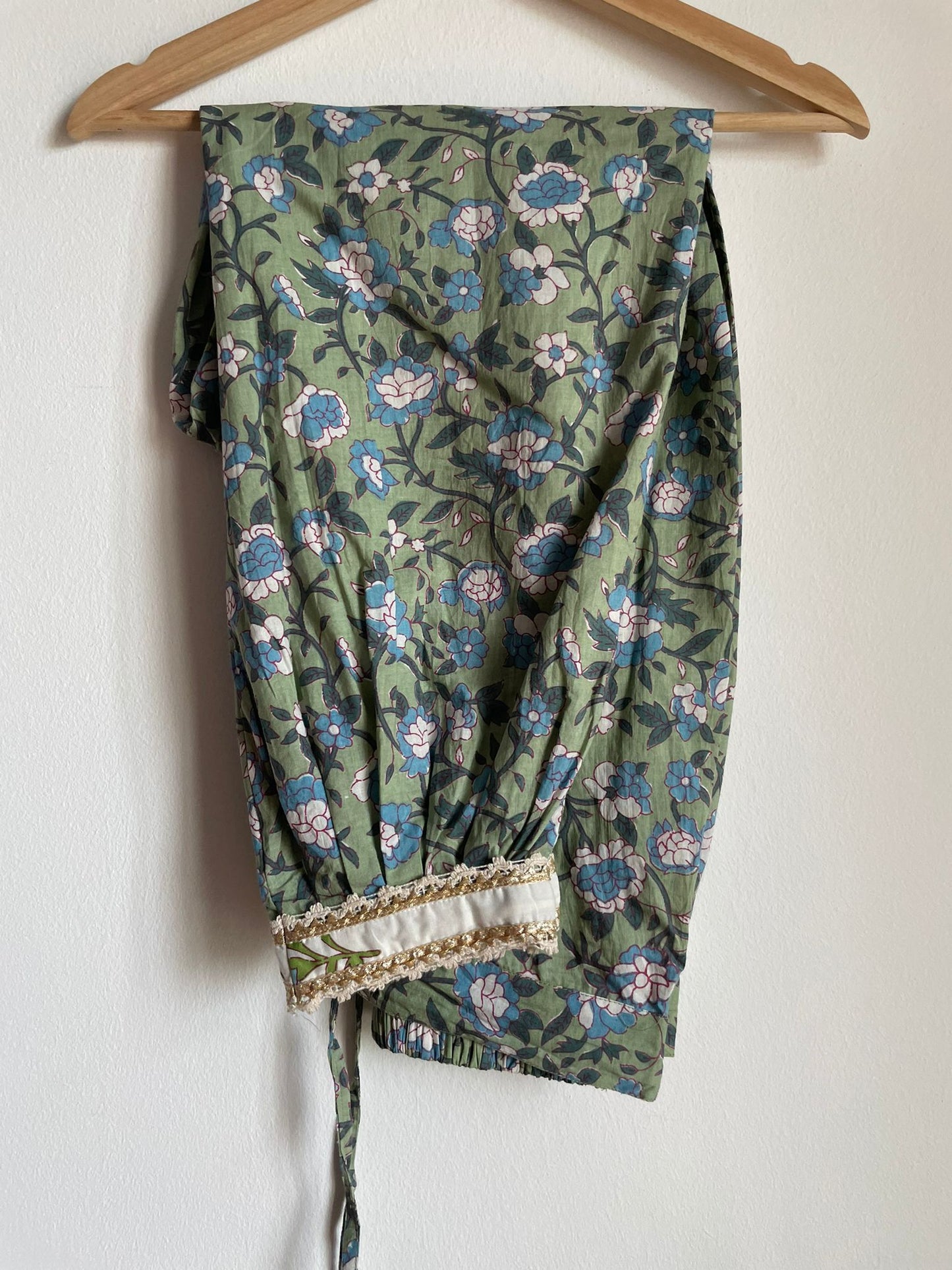 High quality and affordable cotton suit set for ladies. Best for Eid