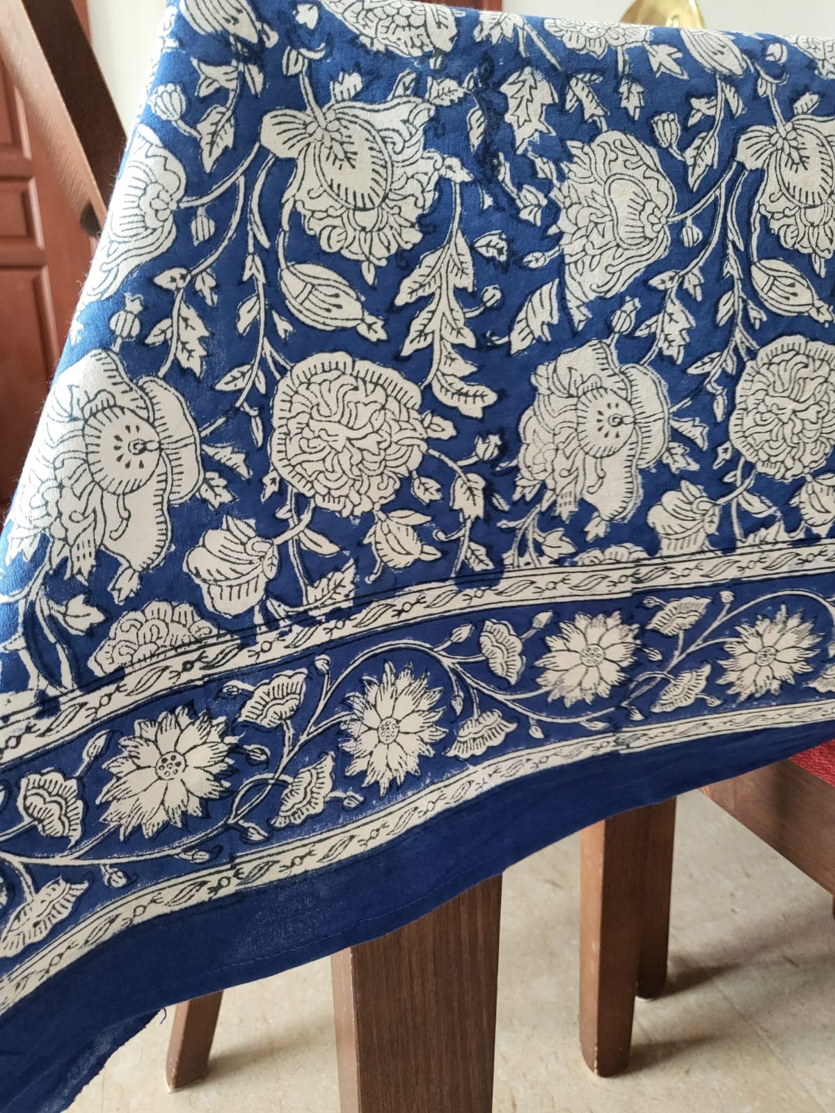 high quality and affordable cotton table cover