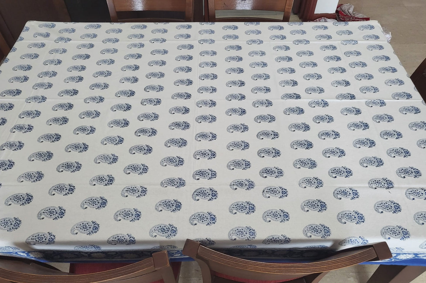 Table Cover - Petunia