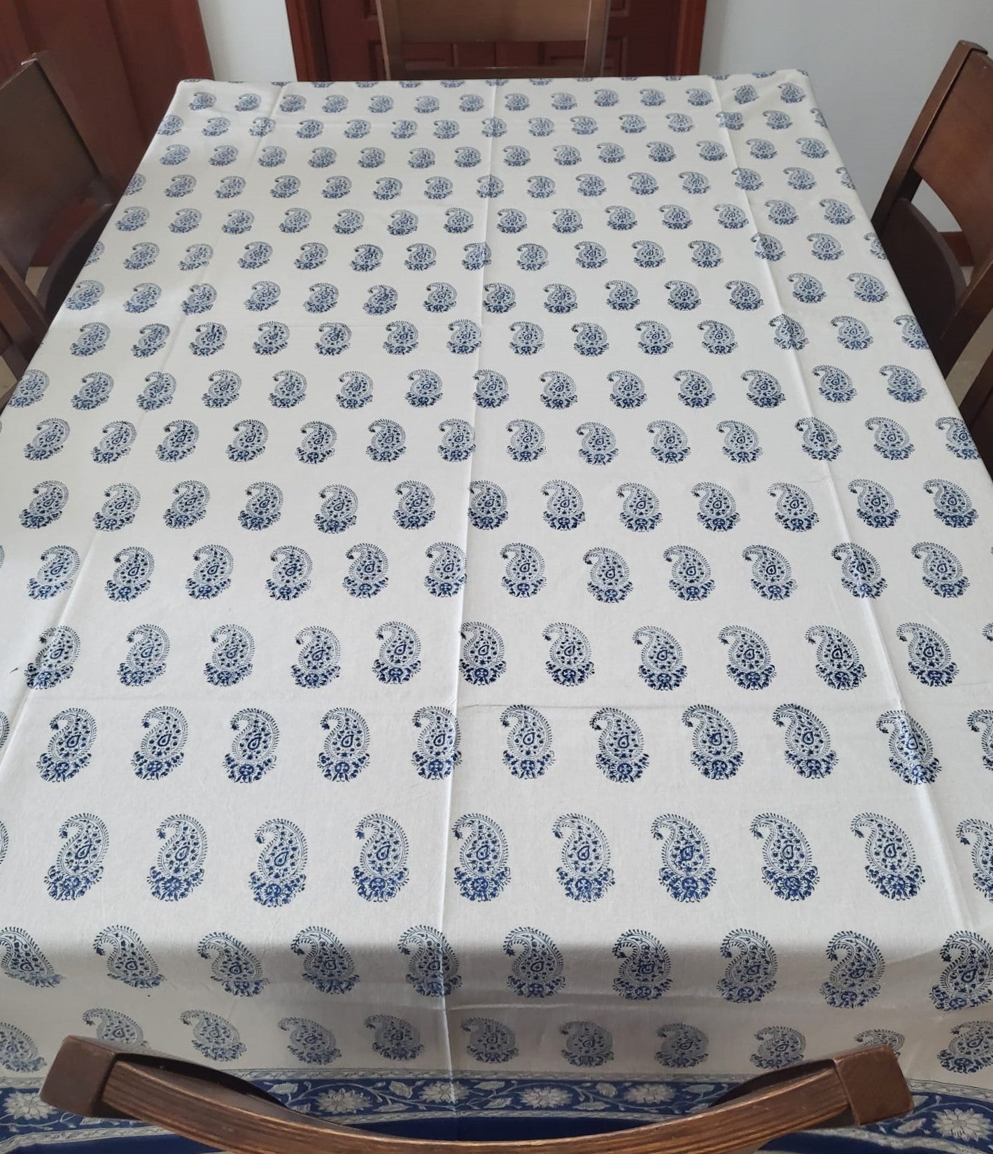 Table Cover - Petunia