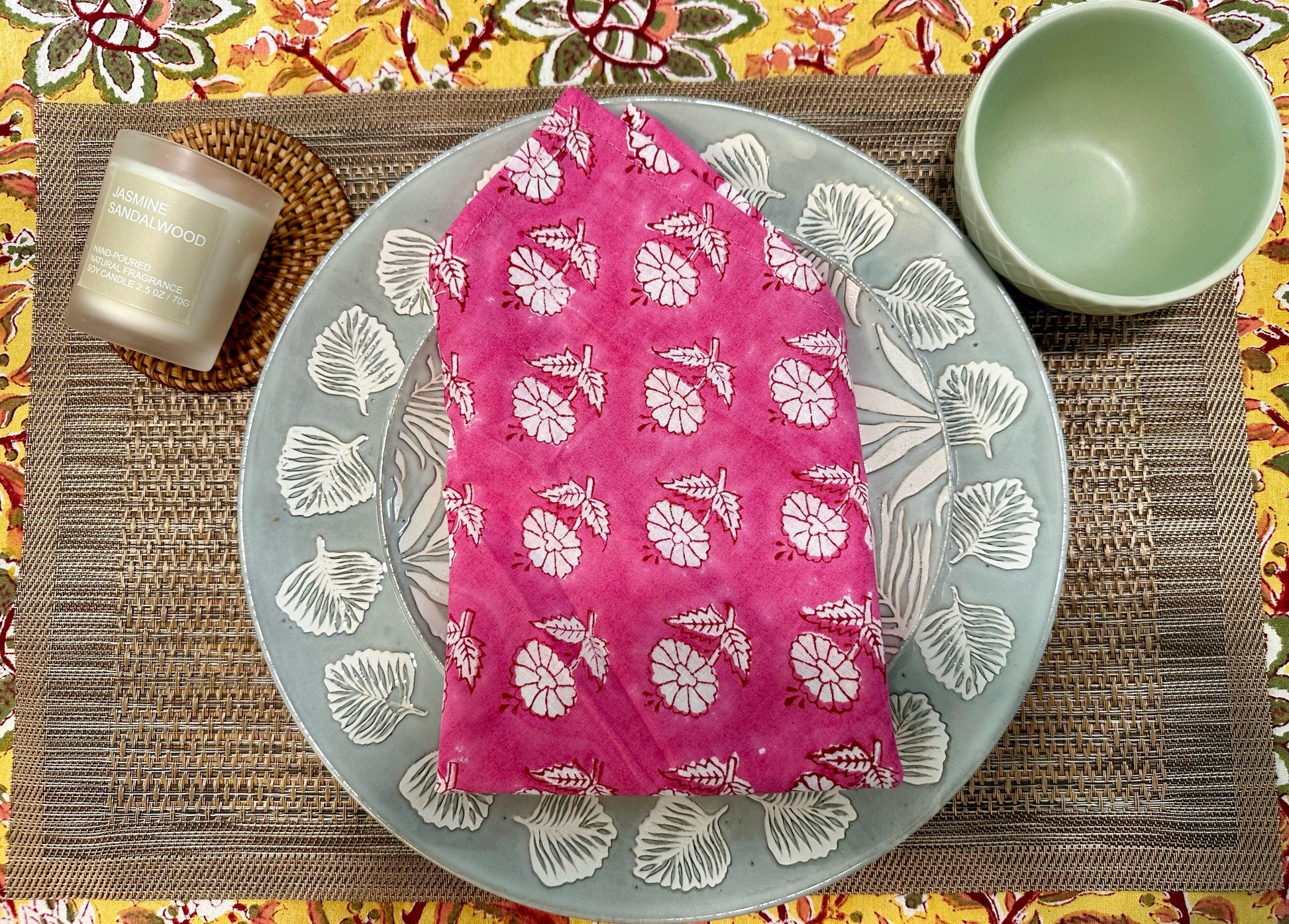 High- quality and affordable pure Cotton Table Napkins in Pink and White for women, buy now in Singapore