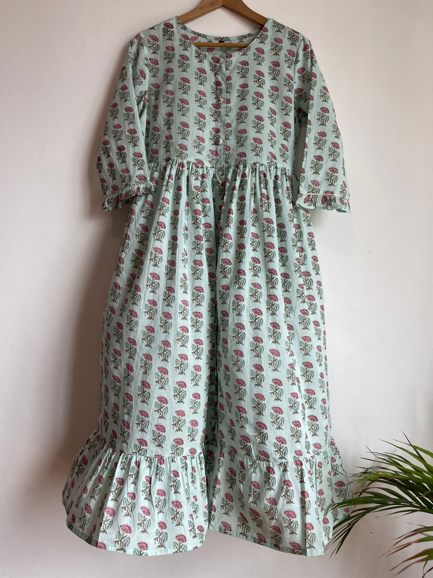handmade comfortable cotton green maxi dress for women, buy now this casual dress in singapore