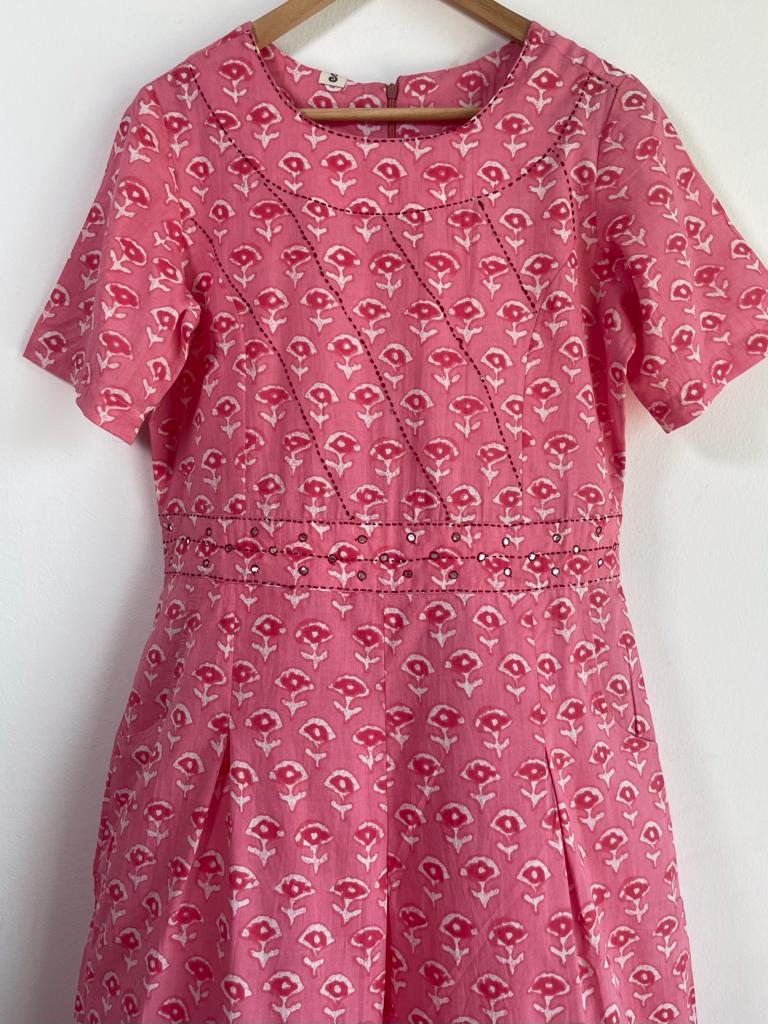 Handmade and comfortable pink jumpsuit for women, Shop now in Singapore