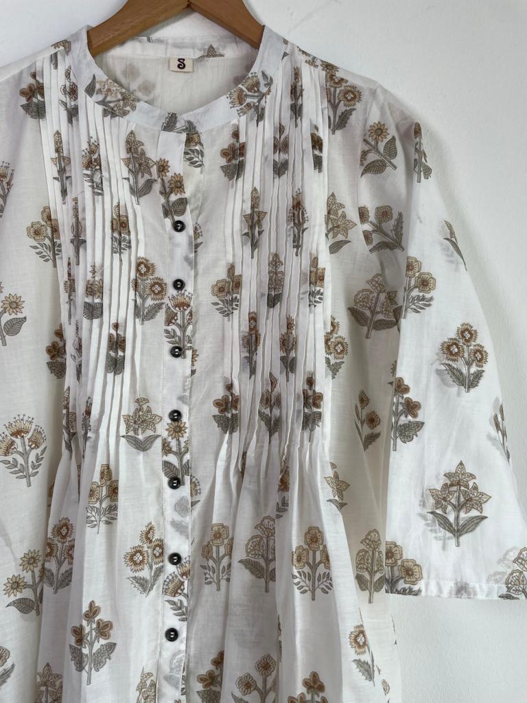 Comfortable and pure cotton white and brown top like zara for women in SIngapore
