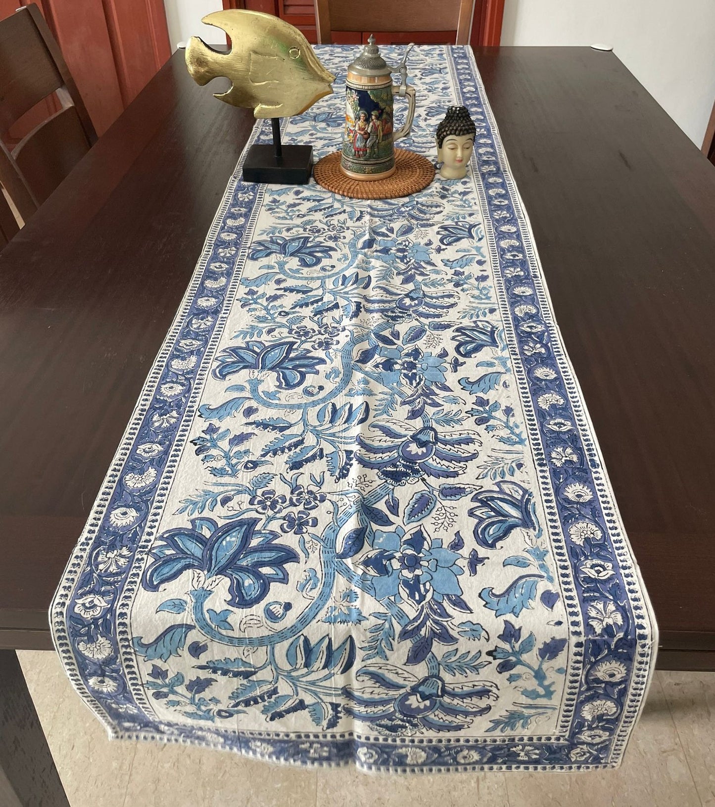 High quality cotton runner for coffee and dining table, shop now in Singapore