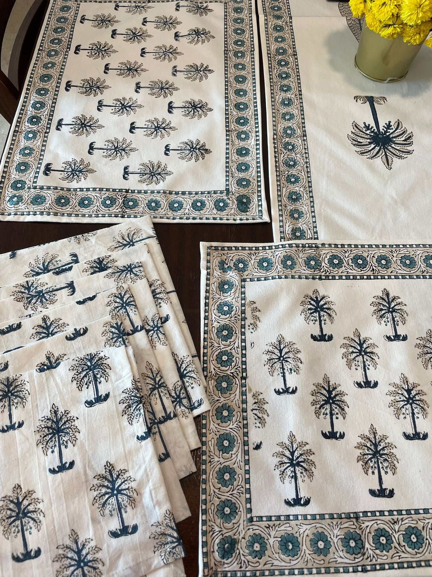 Runner + Placemats + Napkins (Set) - The Blue Orchard