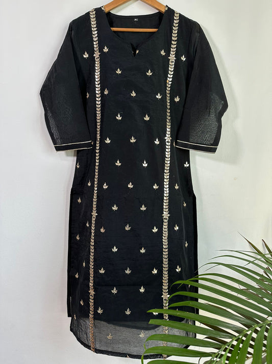 Indian Traditional Ethnic Wear pure Silk Stitched Suits in Black and White for women, buy now in Singapore