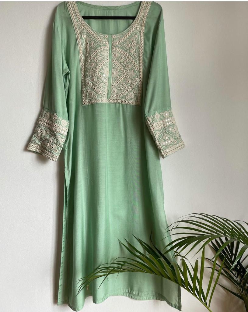 Delicate Green Silk Suit for women. Handmade and affordable